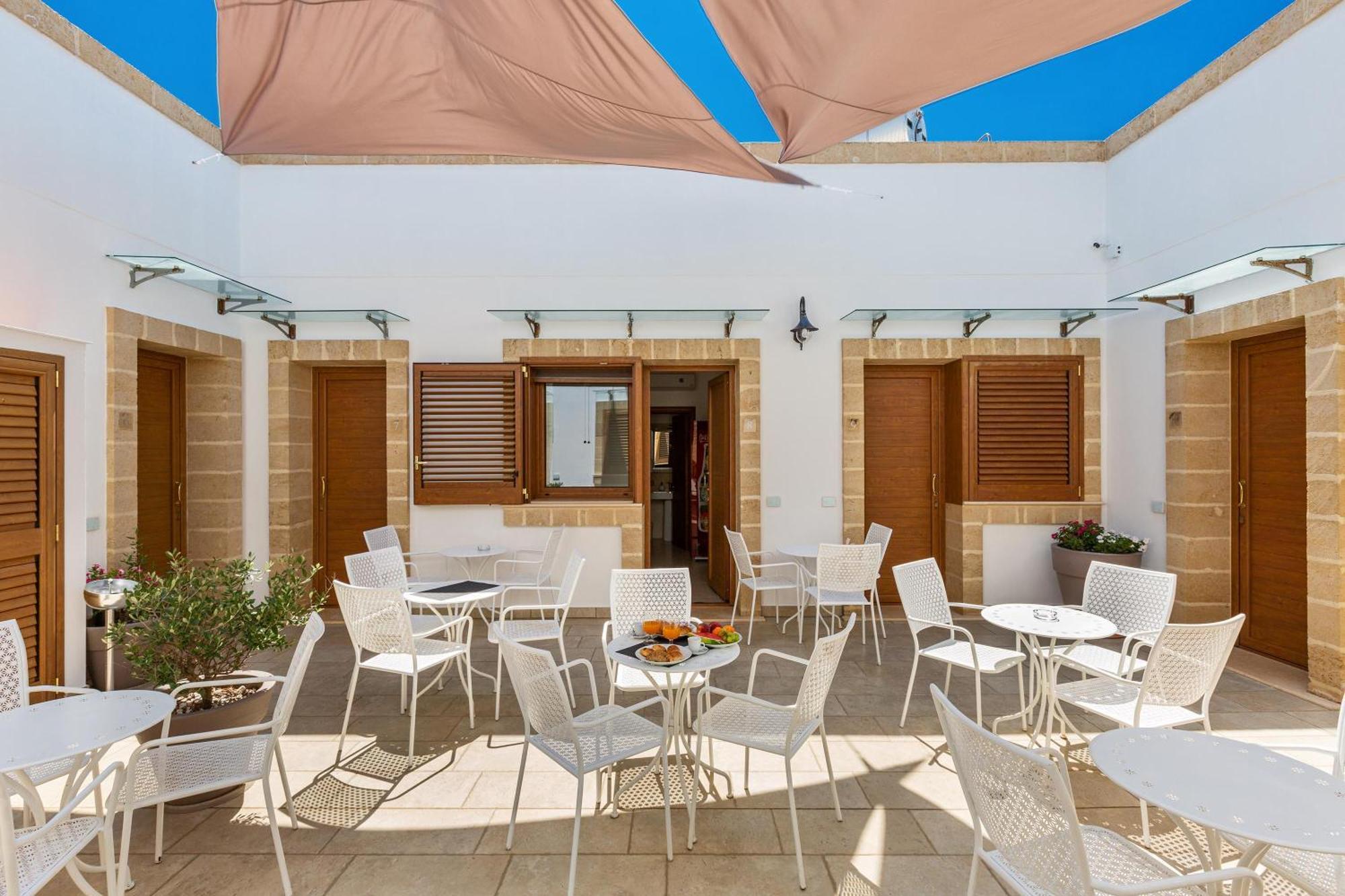 Lido Marini Rooms Affittacamere B&B Εξωτερικό φωτογραφία